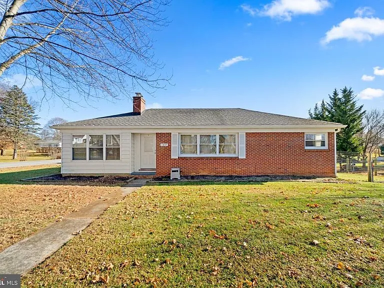 11837 Robinwood Dr — Photo 1