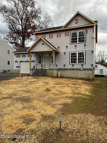 2nd image of 41 Maryland Avenue