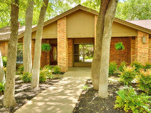 5th image of 10407 Mourning Dove Dr