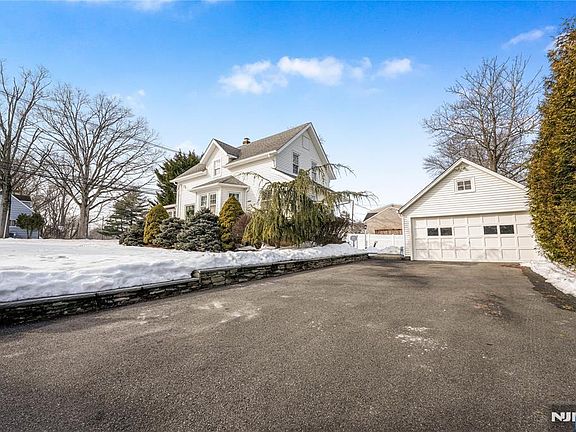 2nd image of 40 Orangeburgh Rd