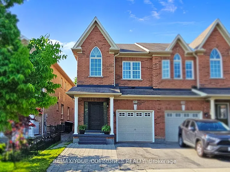 52 Four Seasons Cres — Photo 1