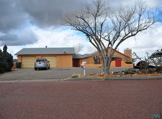 1402 Elva Dr, Gallup, NM 87301