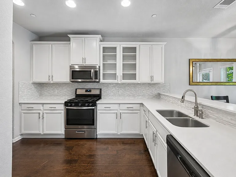 2304 S Lakeline Blvd #251 — Photo 9