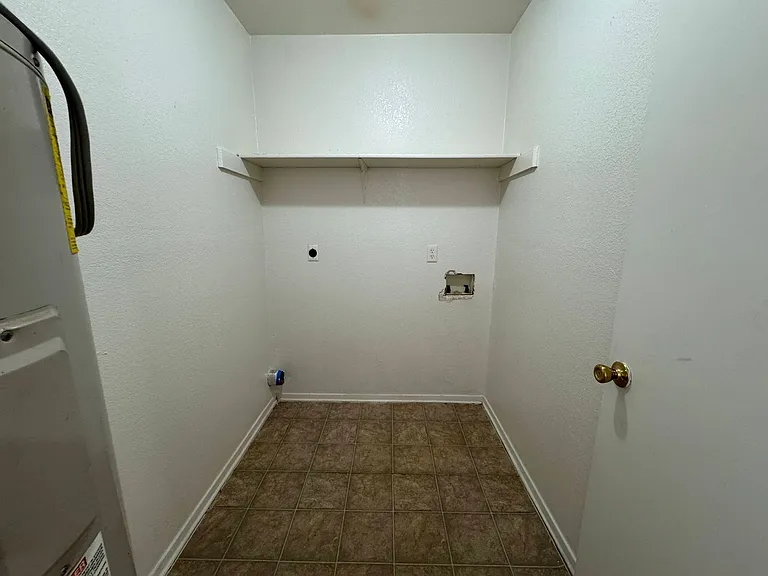 1709 Kylie Circle — Photo 29