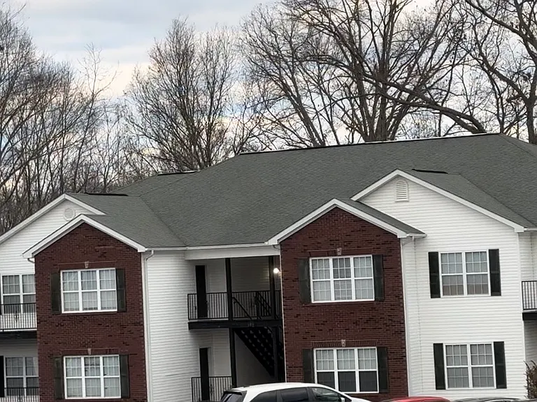 100 Villas Ct #23 — Photo 3