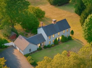 495 Quaker Farms Rd, Oxford, CT 06478