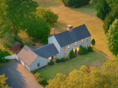 495 Quaker Farms Road, Oxford, CT, 06478