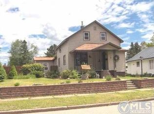 135 Hooper St, Kingsford, MI 49802