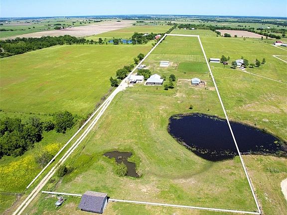 3rd image of 1689 County Road 460