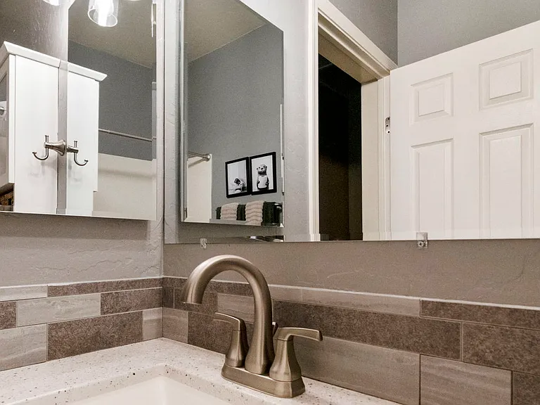 1743 E Park Ave — Photo 21