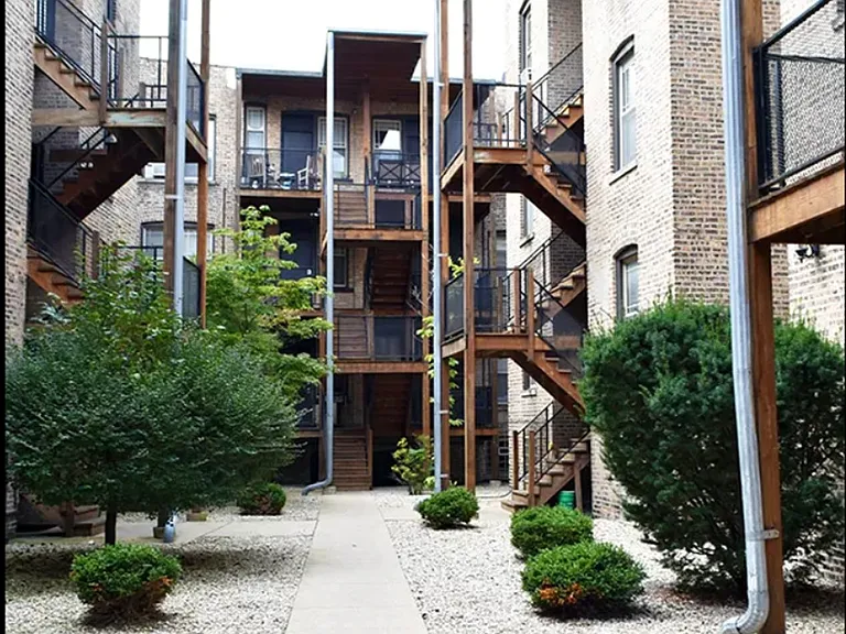 4611 N Dover St #3E — Photo 11