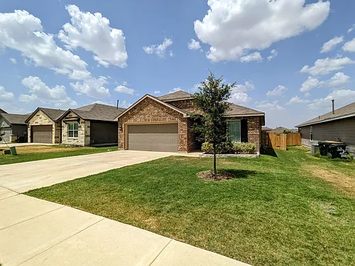 121 Dylan Dr Photo 1