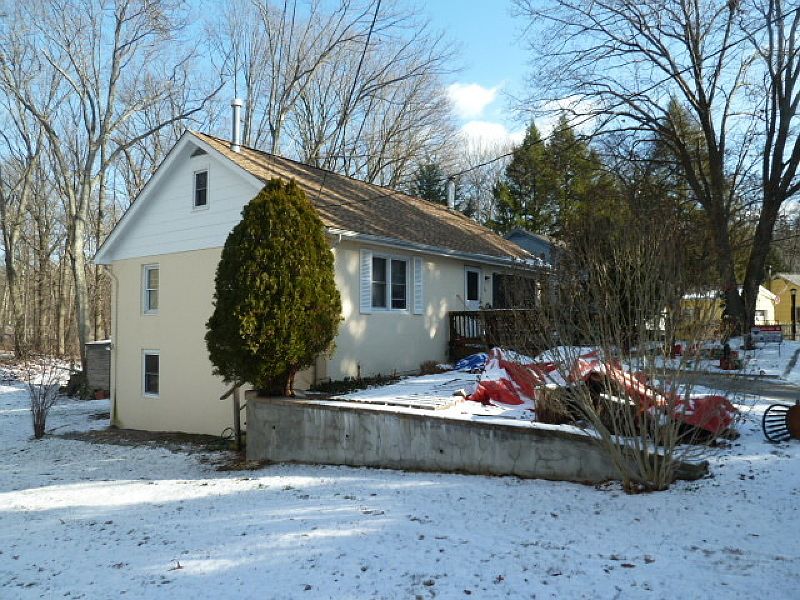 1st image of 24 Forest Dr