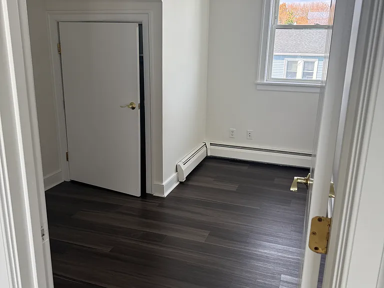 106 Osborne St #3 — Photo 4