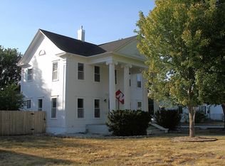 515 Tibbals St, Holdrege, NE 68949