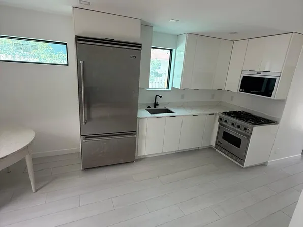 253 9th St #A, West Palm Beach, FL 33401