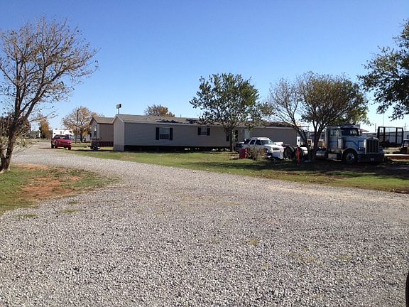 2nd image of 102 Allee Dr