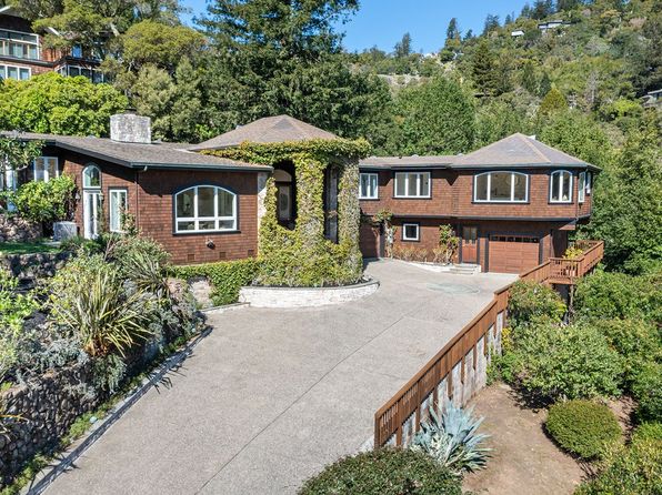 33 Acorn Way