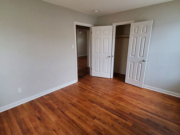 5th image of 3804 NE 15th Ave