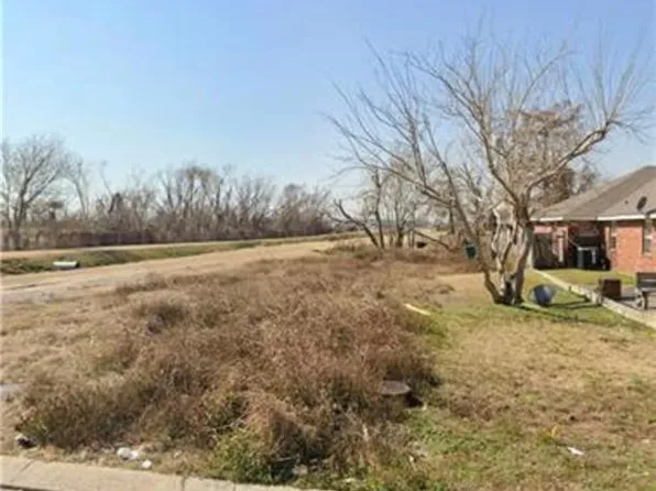 2601 Phoenix St, Kenner, LA 70062