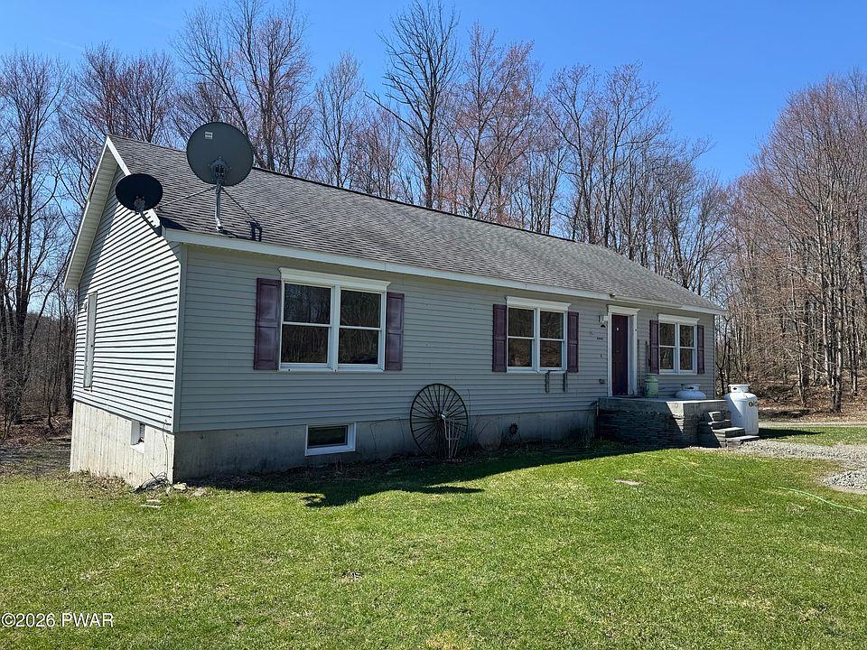 1st image of 3205 Creamton Dr