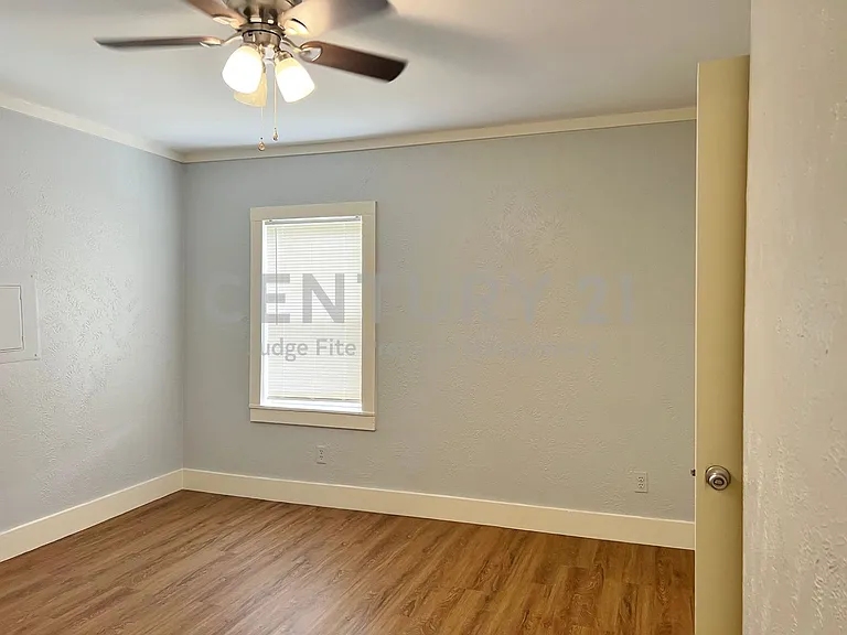 423 Dr Martin Luther King Jr Blvd — Photo 7