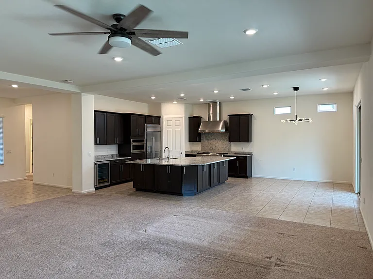 1646 W Aristides St — Photo 10