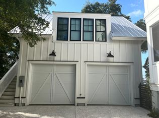 1404 Smythe St, Charleston, SC 29492