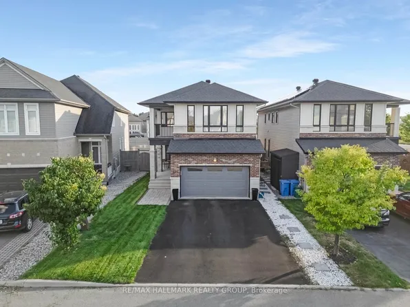 327 Ballinville Cir, Ottawa, ON K4M 0C4