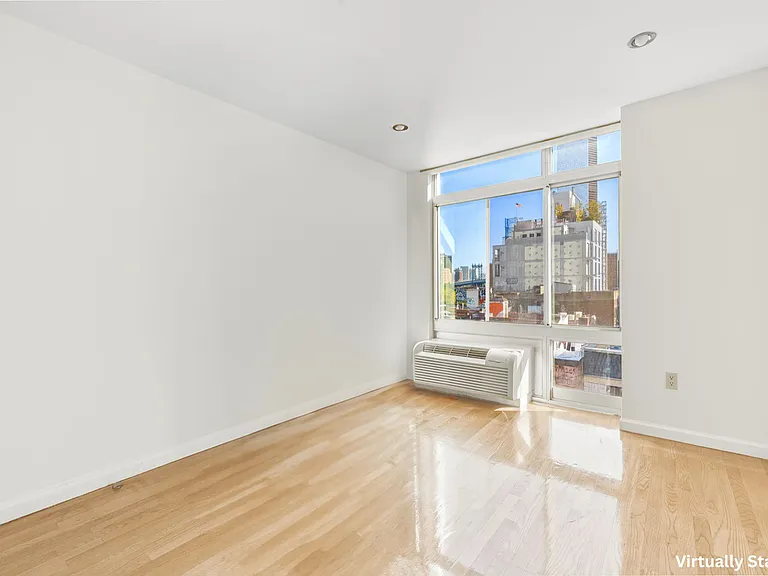 55 Hester St #8C — Photo 16