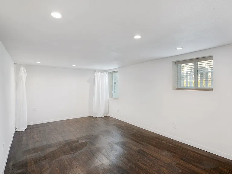 15 Octavia St — Photo 13