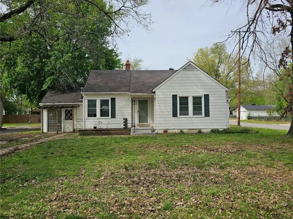2902 Garland St, Muskogee, OK 74401