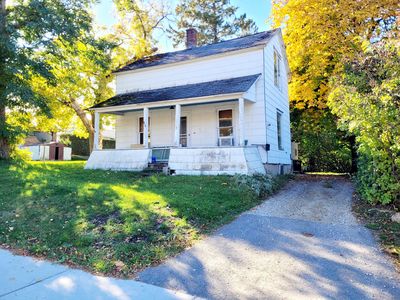 810 Kalamazoo Ave, Petoskey, MI, 49770