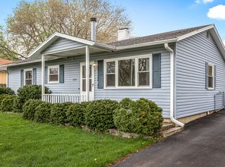 1510 Washington St, Lake In The Hills, IL 60156