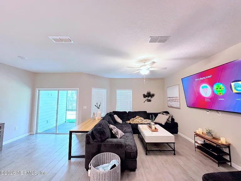 294 Boracay Cir — Photo 9