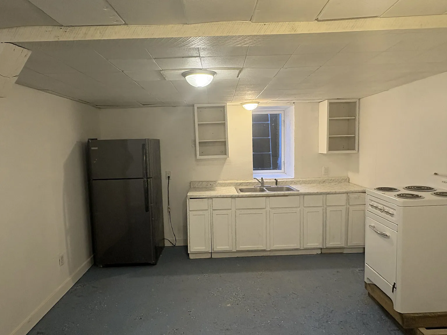 102 South State Street - 3 — Photo 4