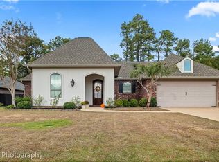 120 Acadia Ln, Pineville, LA 71360