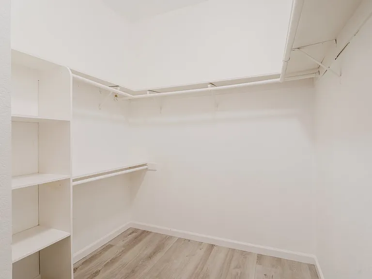 435 E Valencia Ave #105 — Photo 25