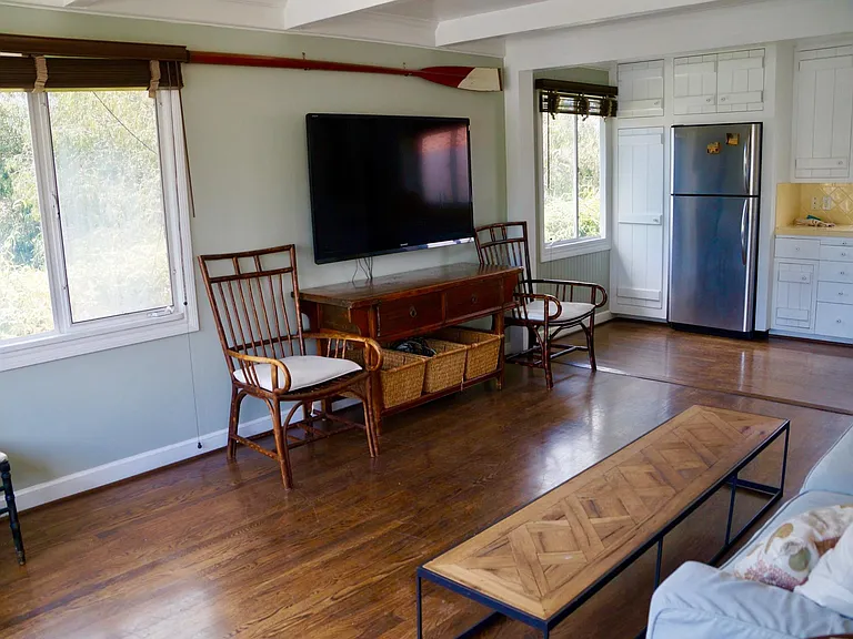 138 Natoma Ave #B — Photo 2
