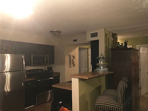 5th image of 924 Ashbrooke Way APT 1028