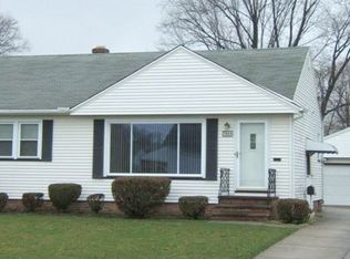 7464 Ann Arbor Dr, Parma, OH