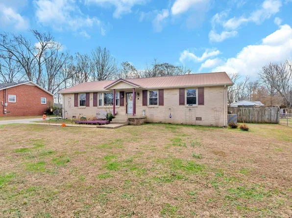 6810 Longview Dr, Murfreesboro, TN 37129