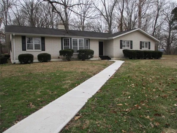 121 Riverside Dr, Arcadia, MO 63621