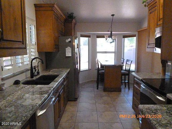 3rd image of 19233 N 89th Dr