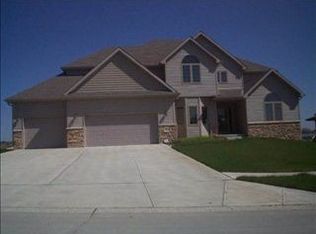 19610 Decatur Ave, Elkhorn, NE 68022