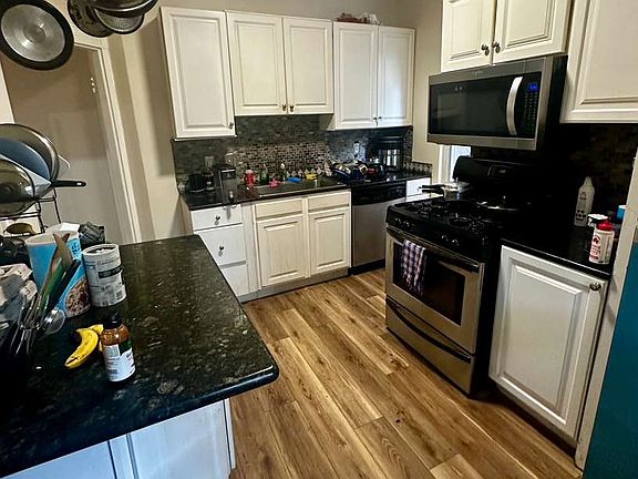 5th image of 9 Chilcott Pl APT 1
