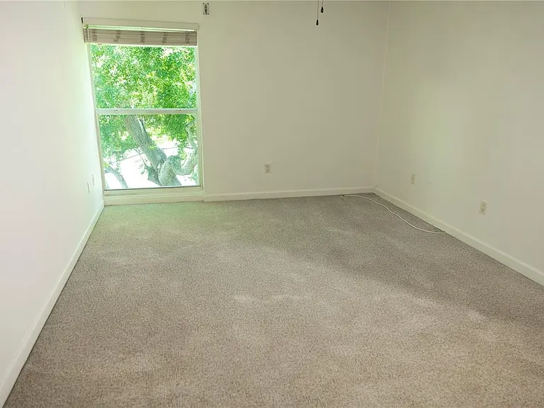 3325 Bayshore Blvd #E35 — Photo 6