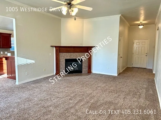 1005 Westridge Dr — Photo 4