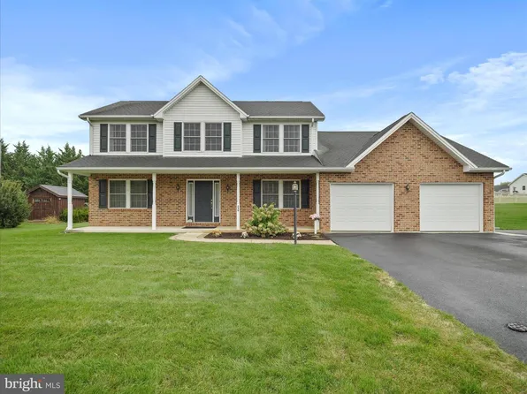 290 Leedy Way W #W, Chambersburg, PA 17202