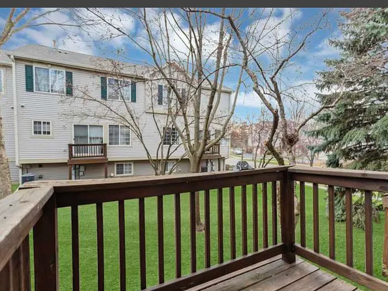 143 Monarch Dr — Photo 12